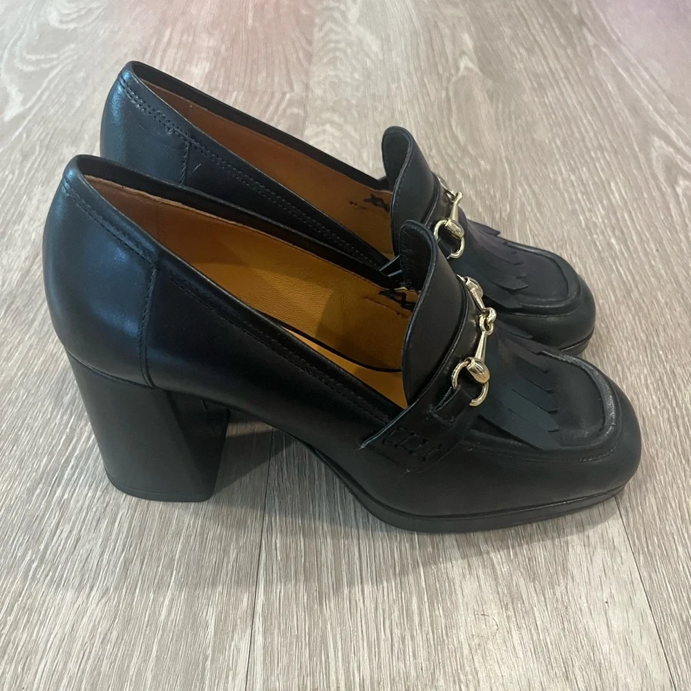 Sézane Black Leather Block Heel Loafers with Gold Hardware